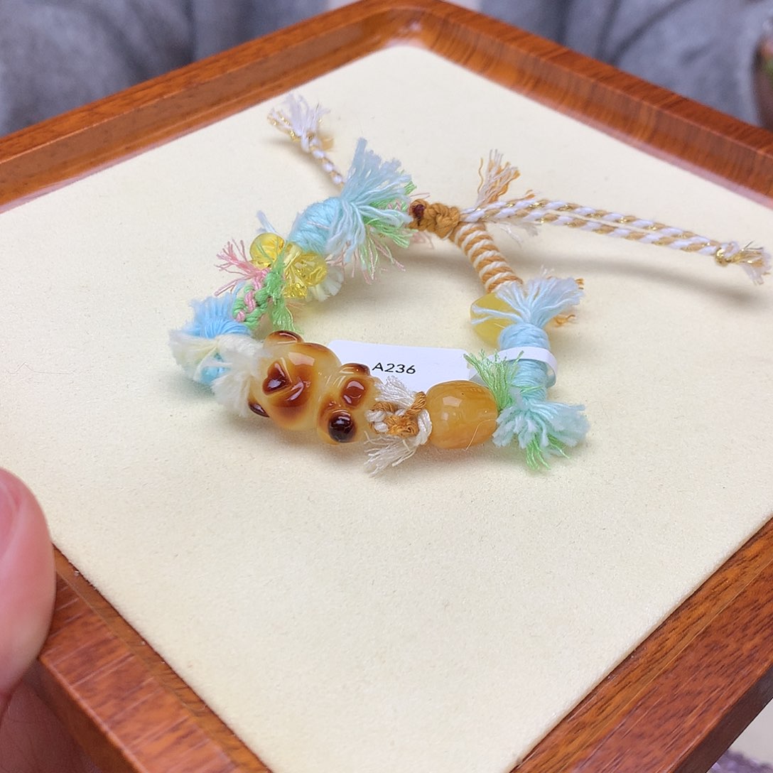 琥珀吊坠(不含链)未镶嵌