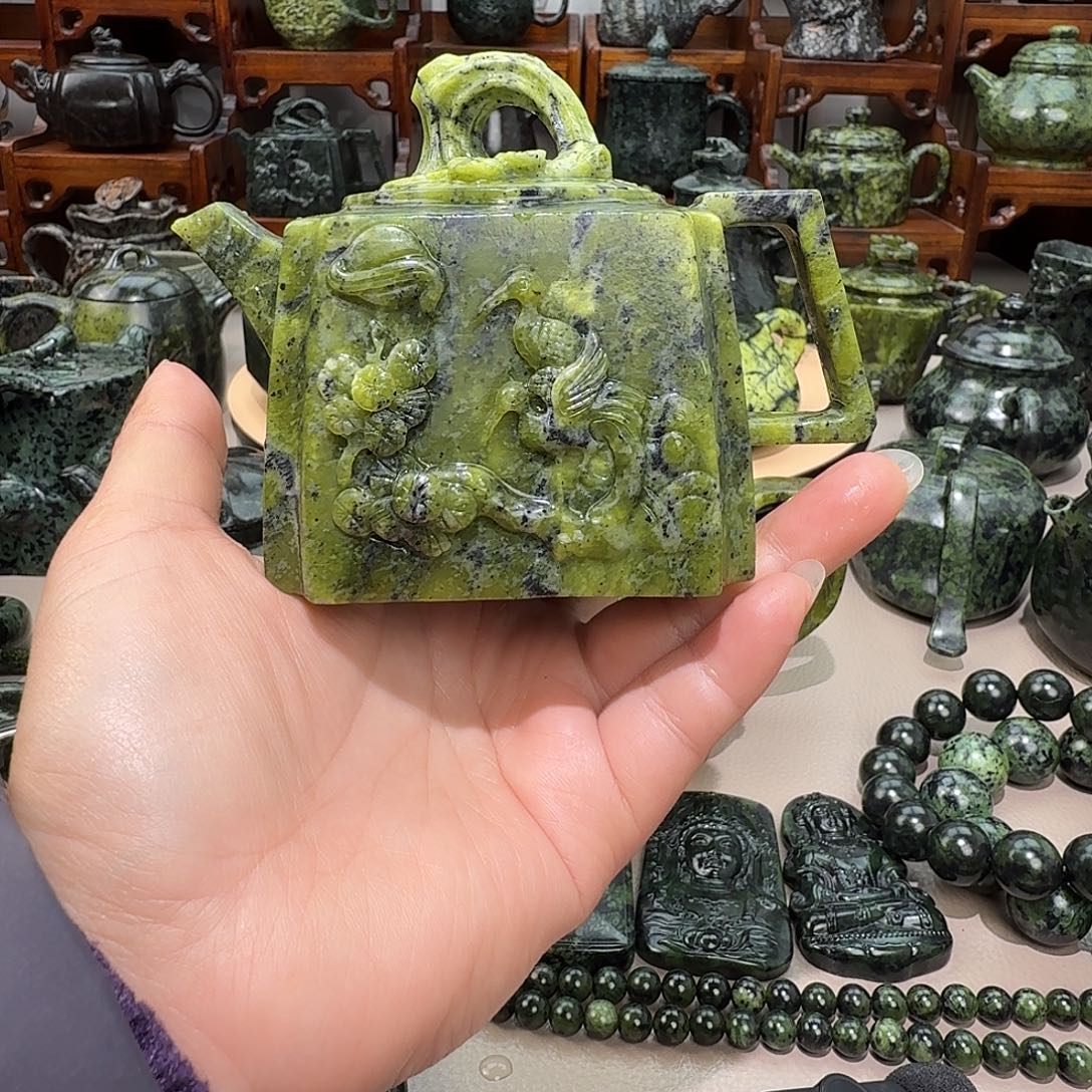 探***士蛇纹石玉未镶嵌藏玉药王石茶壶