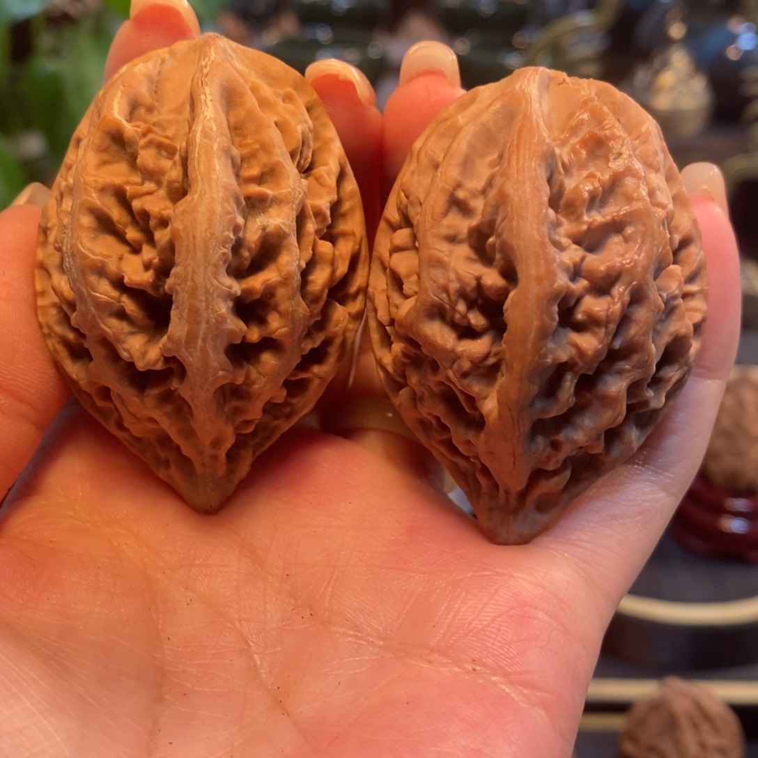 文玩核桃吊坠好**在水龙纹有问题福利