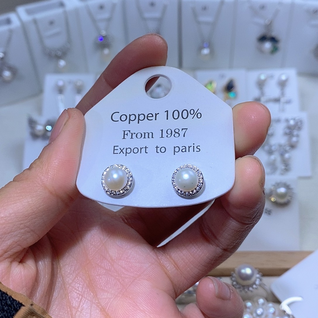 未镶嵌淡水珍珠耳饰