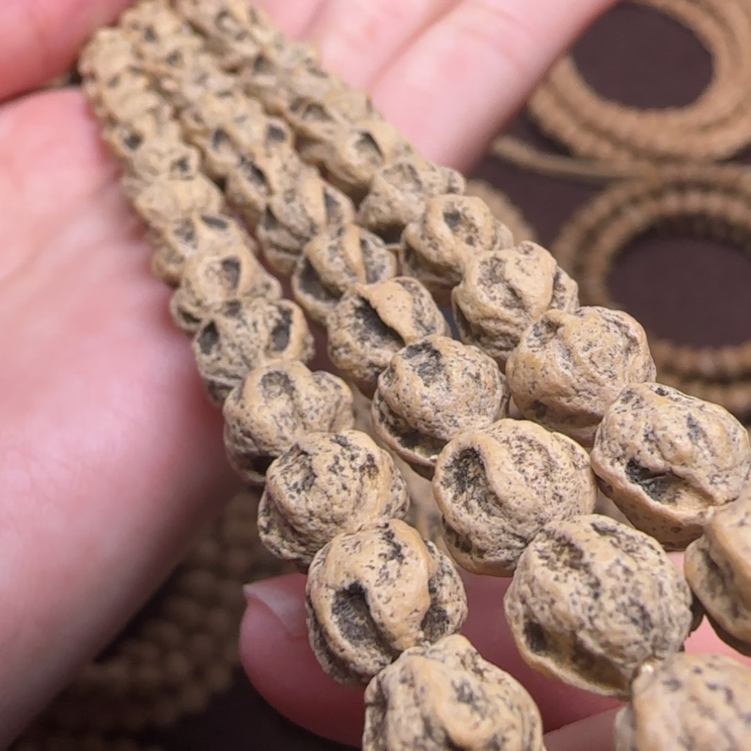 柏香籽/百香籽吊坠勇**敌