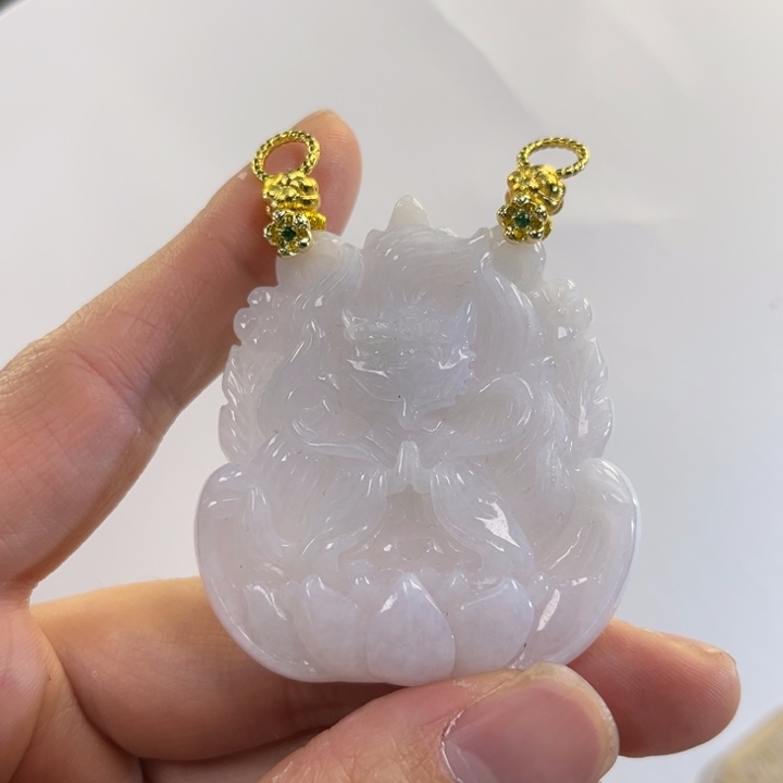 翡翠吊坠(赠链)未镶嵌代编织