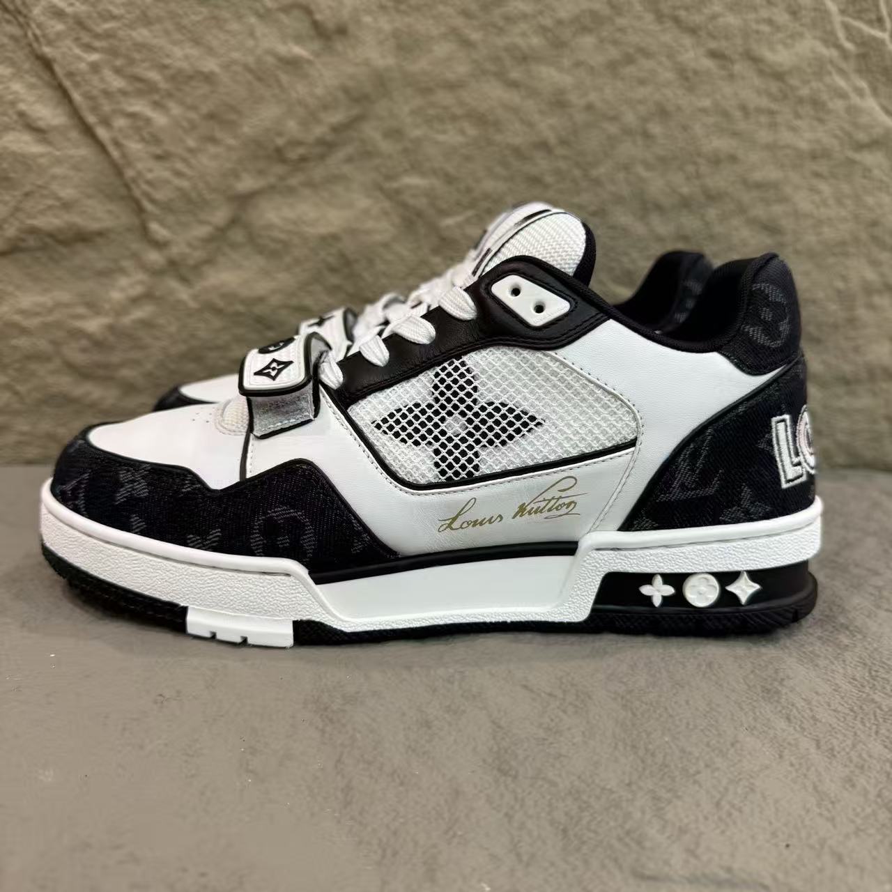 99新 LouisVuitton/路易威登 Lv Trainer黑白牛仔魔术贴39.5码