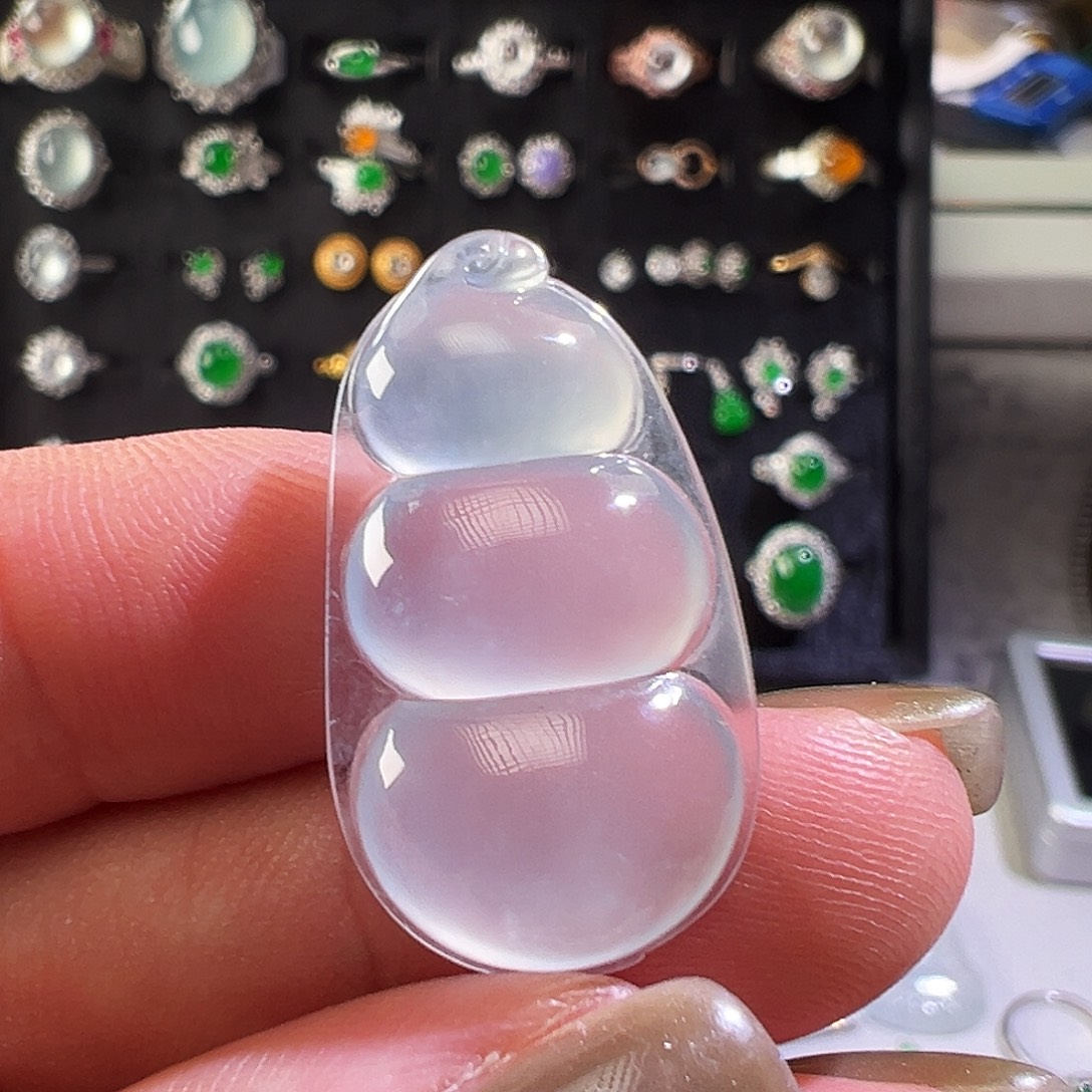 翡翠未镶嵌颈饰吊坠