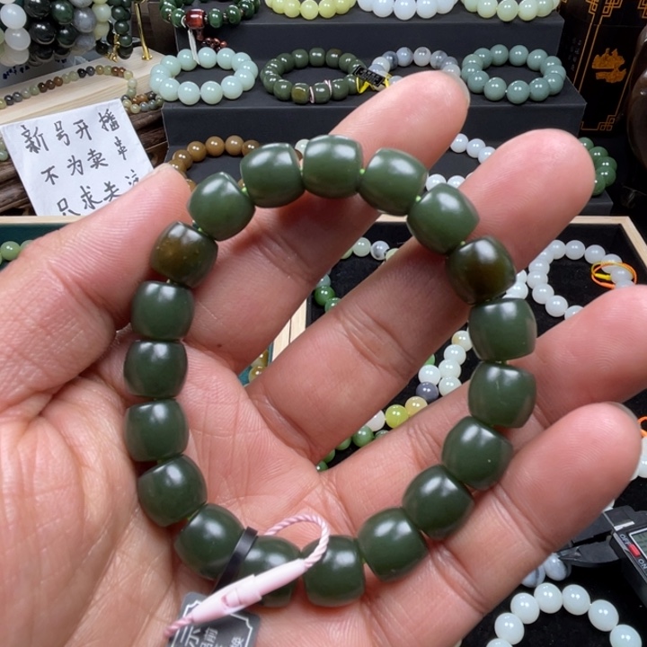 和田玉手串未镶嵌