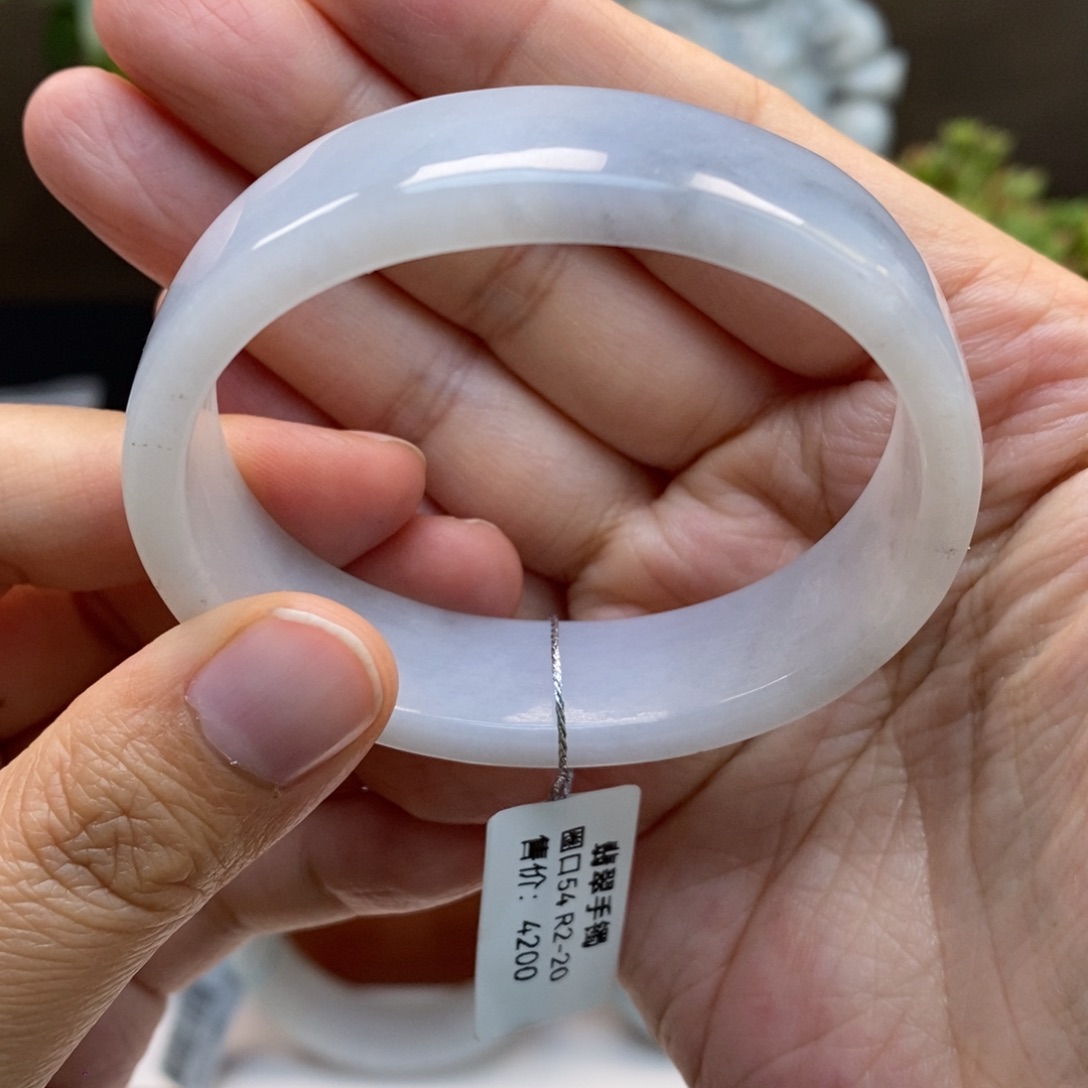 翡翠手镯未镶嵌天然