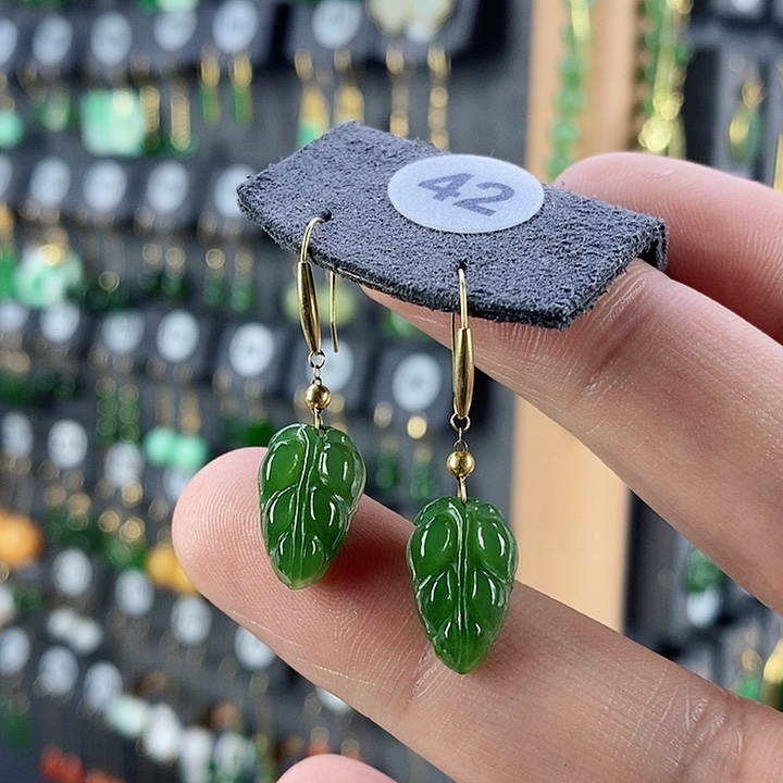 和田玉耳饰18K金镶嵌