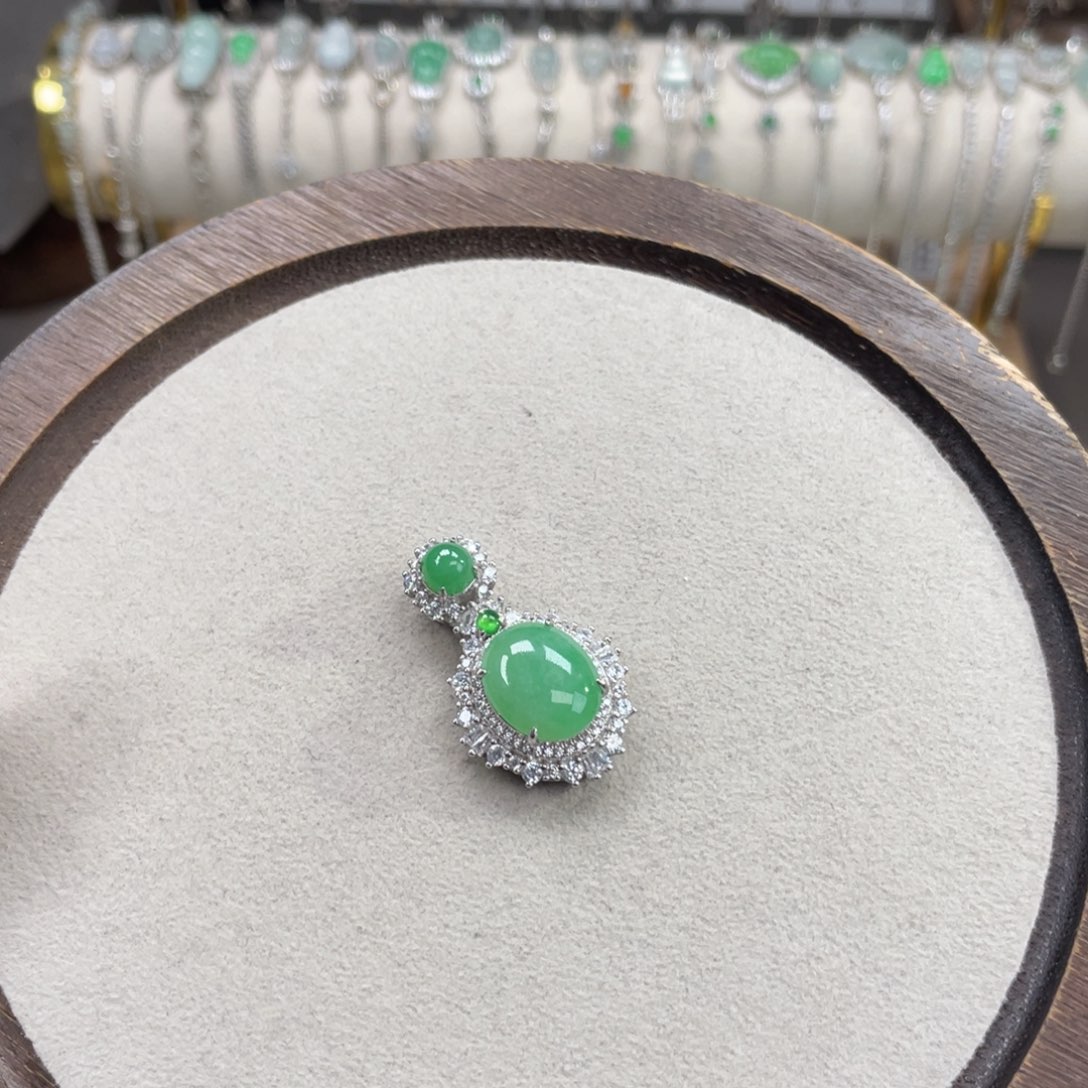 翡翠银S925镶嵌颈饰