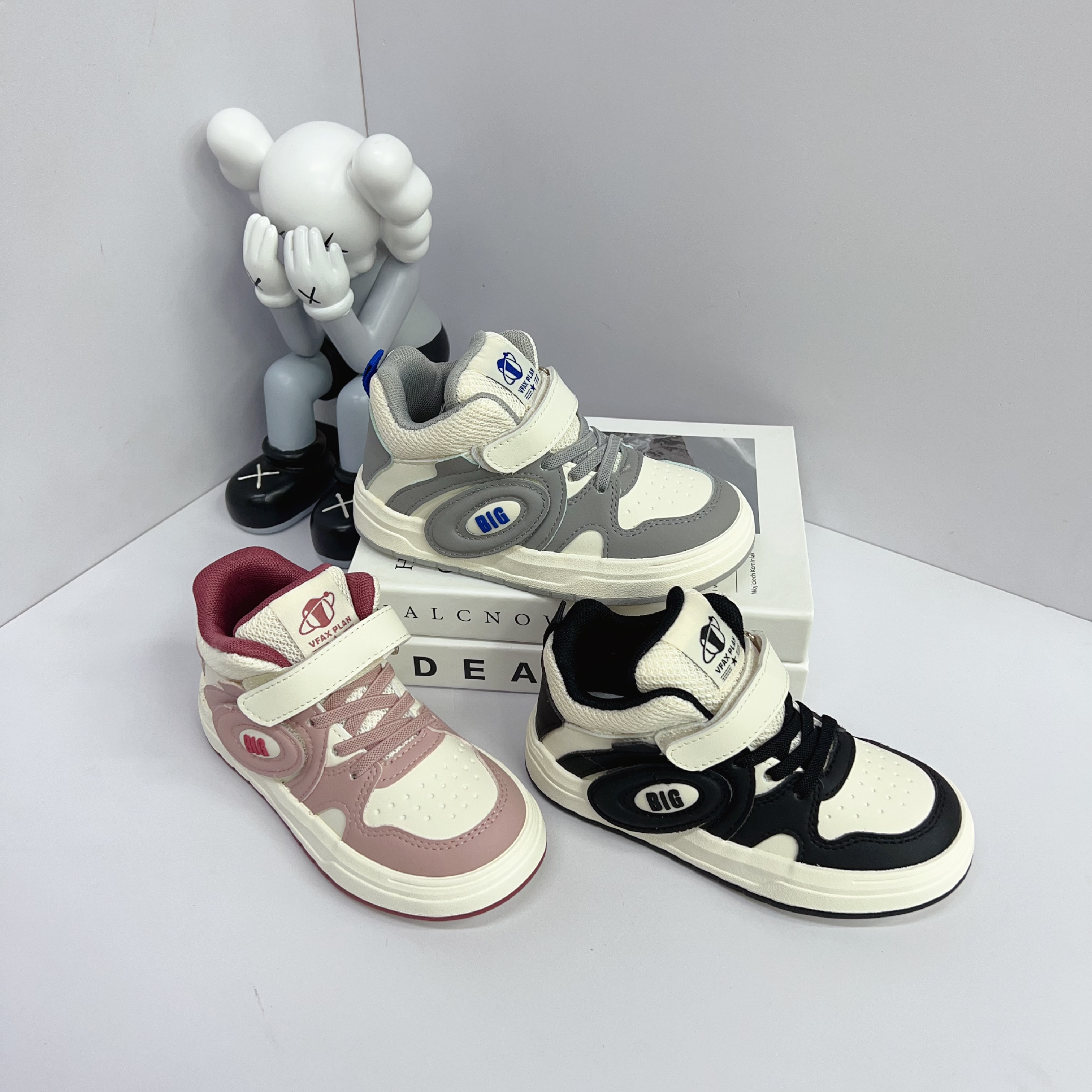 7108大黄蜂儿童鞋秋季新款休闲板鞋男童韩版篮球鞋女童透气运动鞋