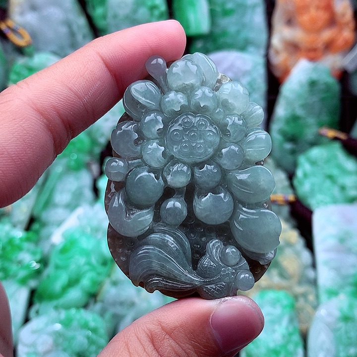 翡翠吊坠(不含链)未镶嵌