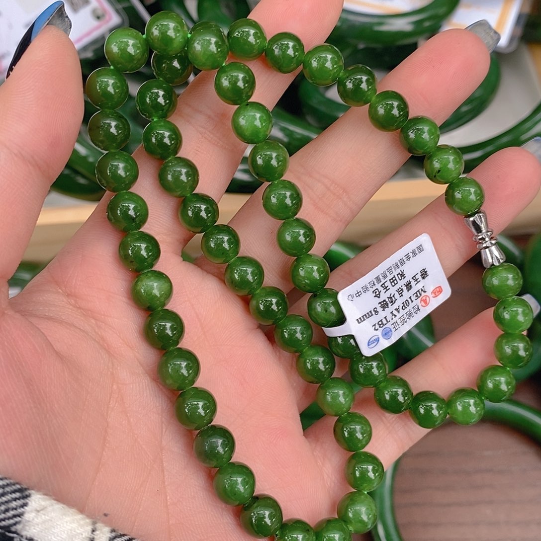 和田玉（碧玉）未镶嵌手链