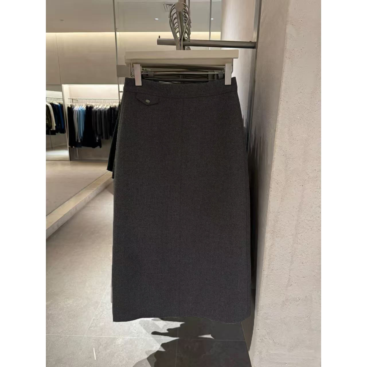 6916 小众格蕾系深灰长款毛呢半身裙秋冬高腰遮胯显瘦气质直筒裙