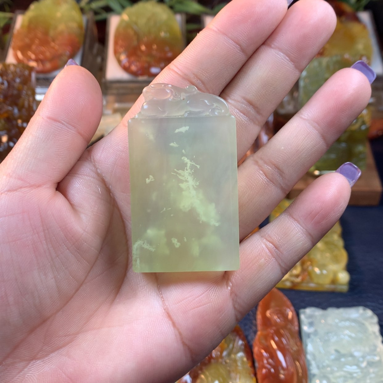 【闪购商品】蛇纹石玉颈饰未镶嵌