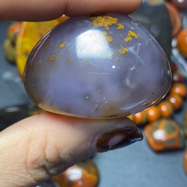 莲***主玛瑙/玉髓未镶嵌战国红