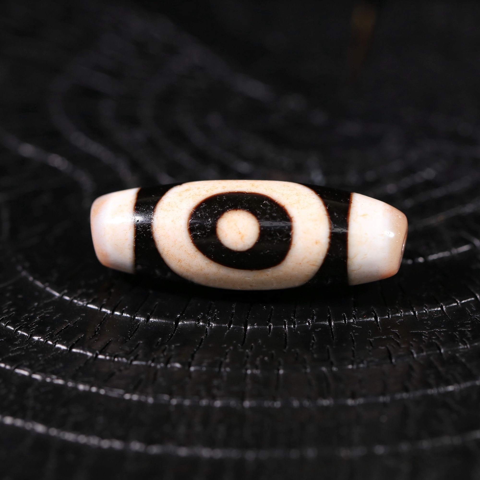 甜珠阁【行运任晓潘臻品】爆砂星辰一眼天地黑白复古藏风精品天珠