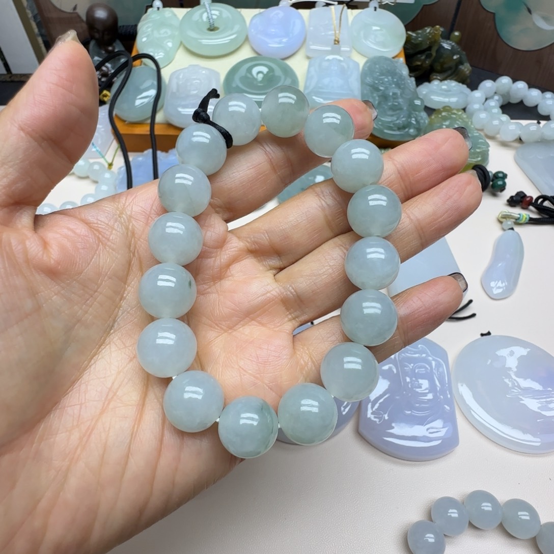 天***云翡翠未镶嵌颈饰卡13手串