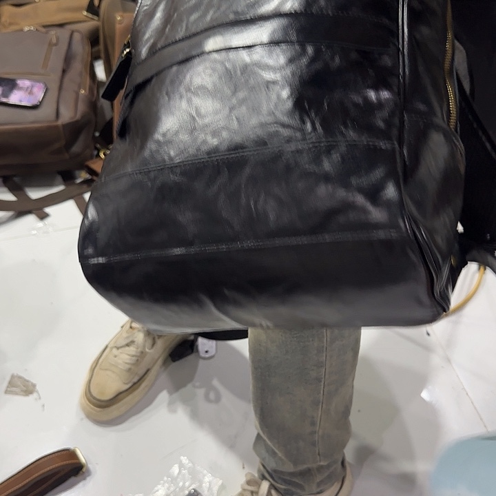 小牛皮（革）牛皮（革）头层牛皮106