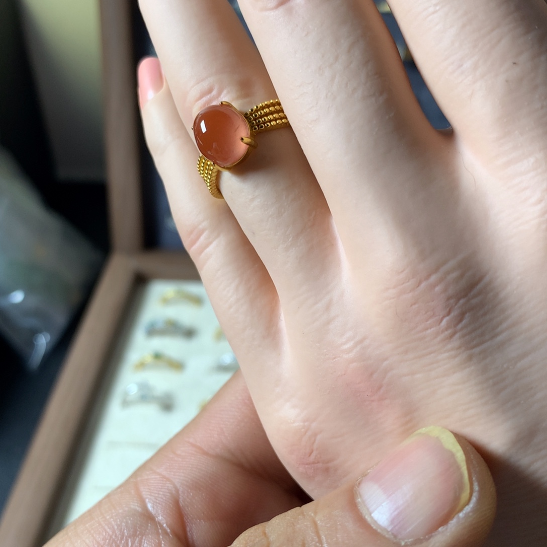 凉***城翡翠未镶嵌戒指994