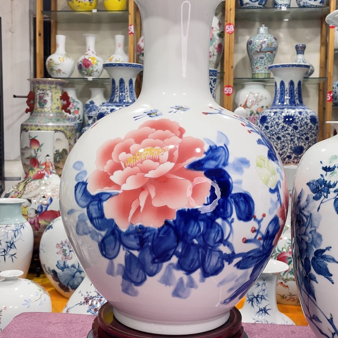 摆件简景德镇的瓷器