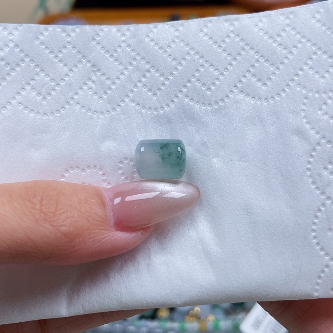 未镶嵌挂件翡翠M*T闪