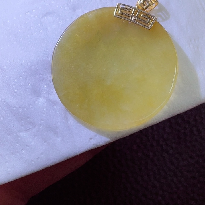 翡翠18K金镶嵌颈饰翡翠