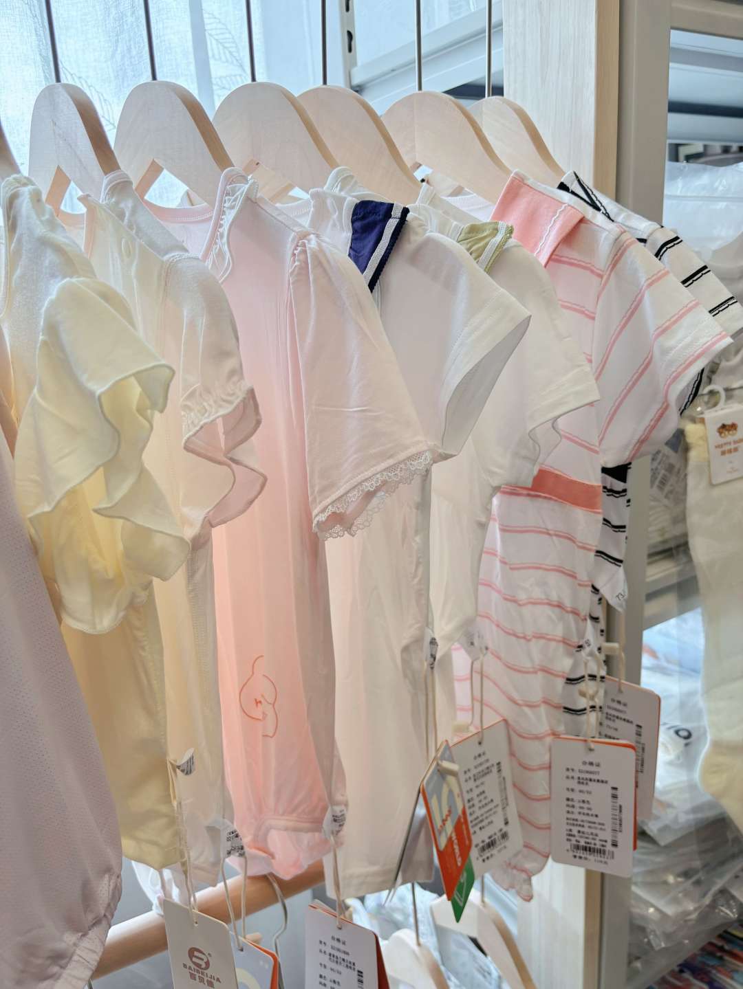 宝宝衣服哈衣(直播间展示为准)