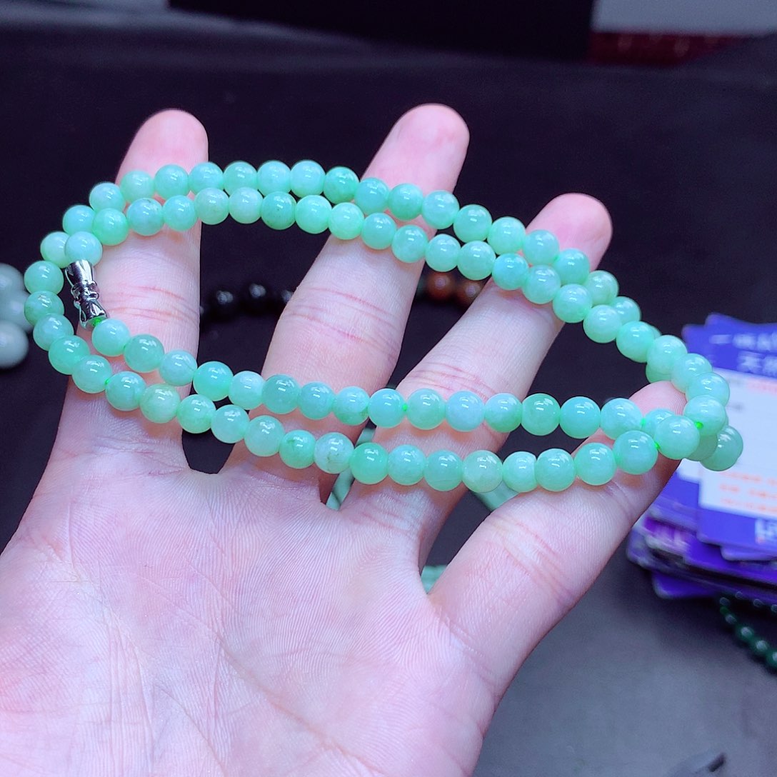 翡翠未镶嵌毛衣链