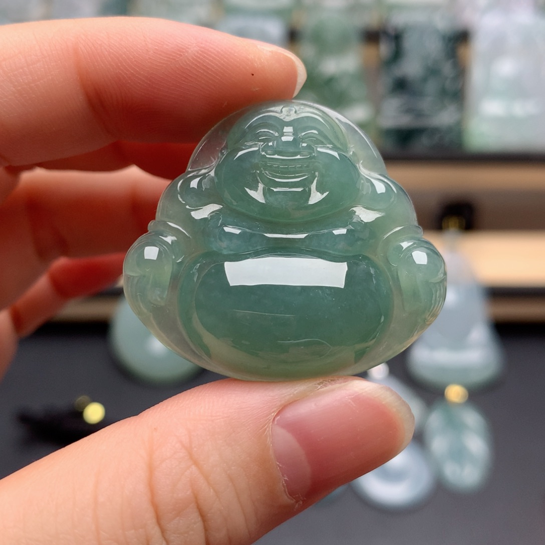 颈饰未镶嵌翡翠佛公