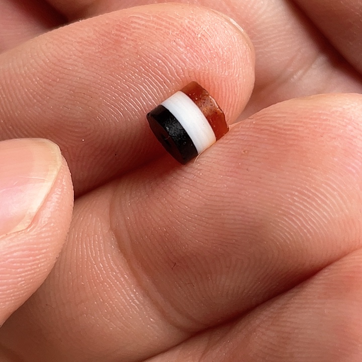 玛瑙/玉髓颈饰合金