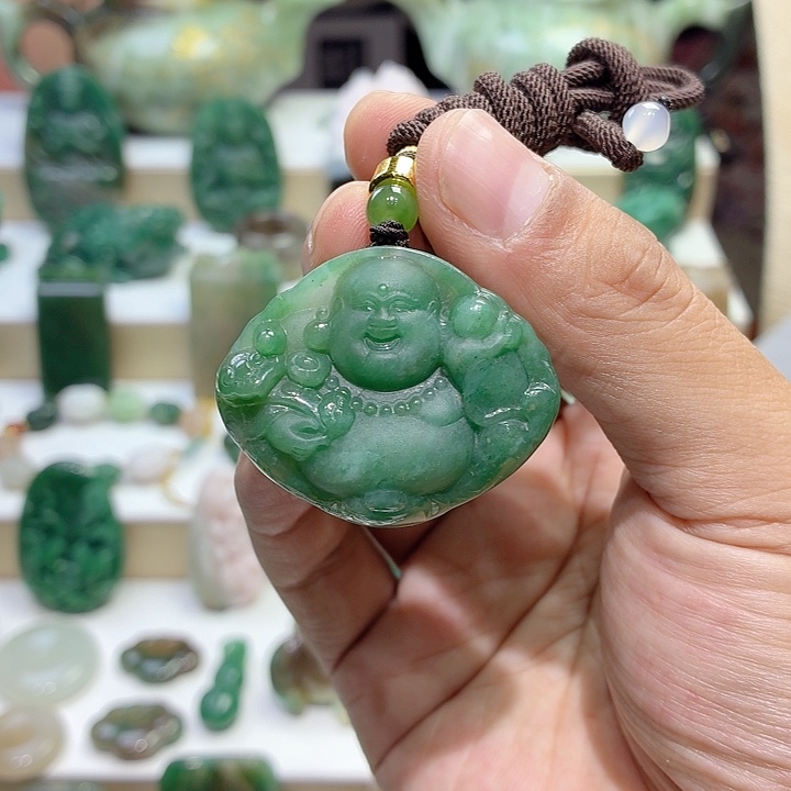 未镶嵌独山玉颈饰