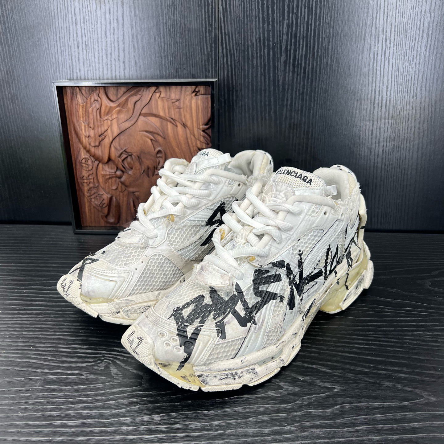 95新 Balenciaga/巴黎世家 42码runner 黑白涂鸦二手男鞋CH23769