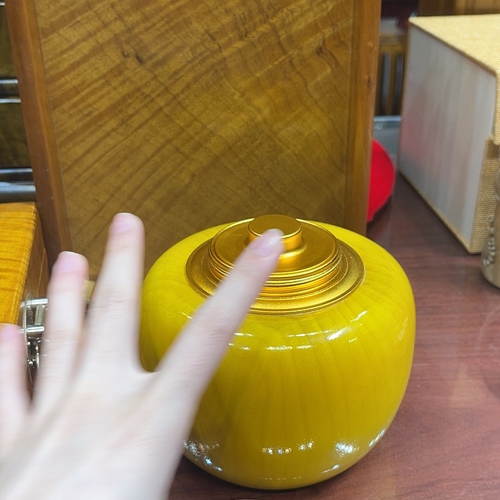 国木金丝楠木茶叶罐