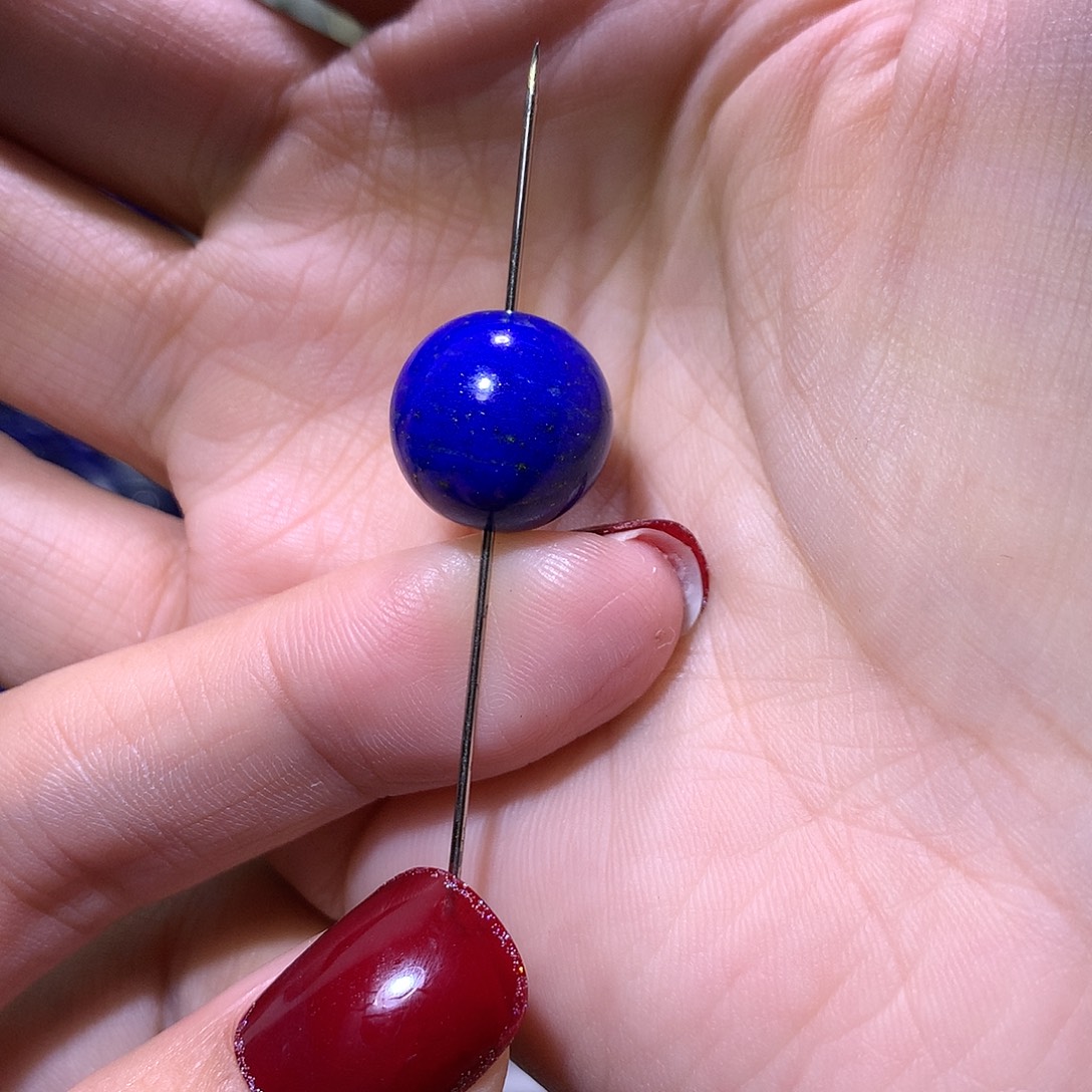 青金石未镶嵌天然原矿中高品单圆珠13．7 m