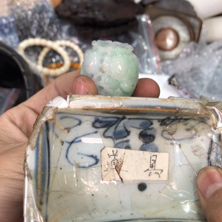 陶瓷孤品单件车里拍