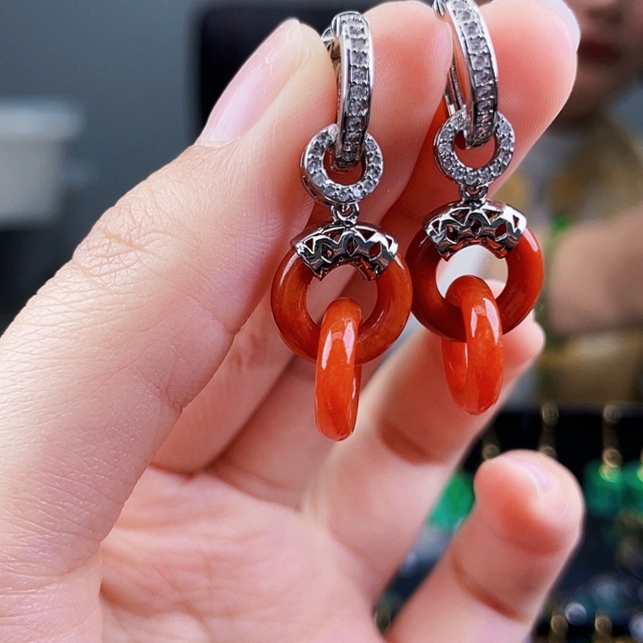 翡翠耳饰未镶嵌饰品