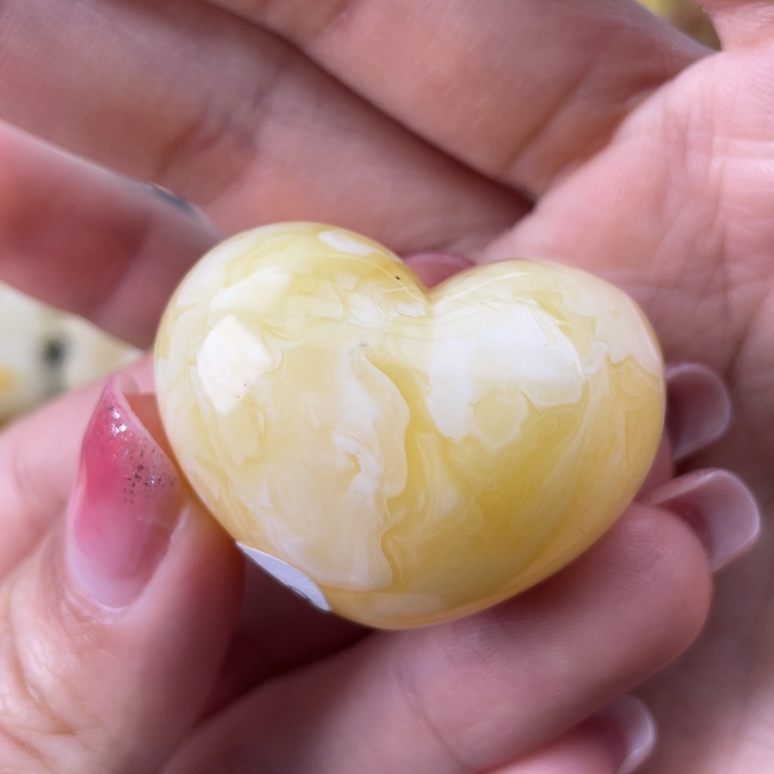 琥珀裸石未镶嵌蜜蜡