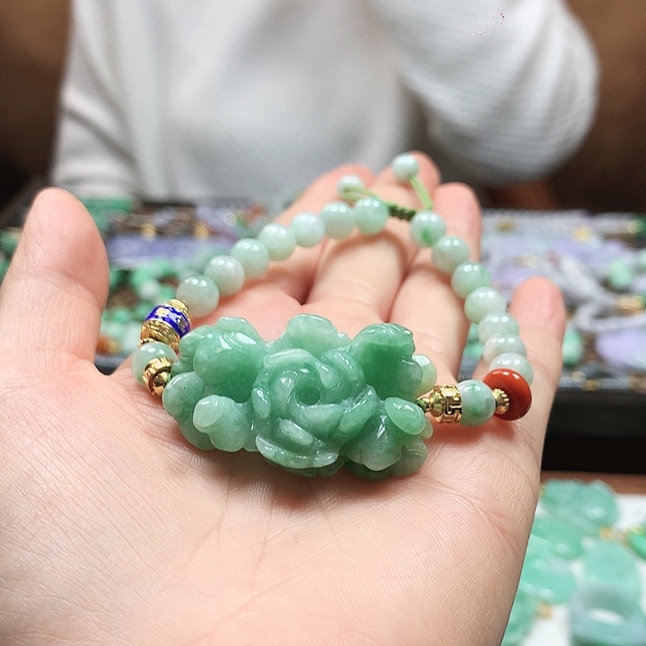 翡翠手链未镶嵌手牌