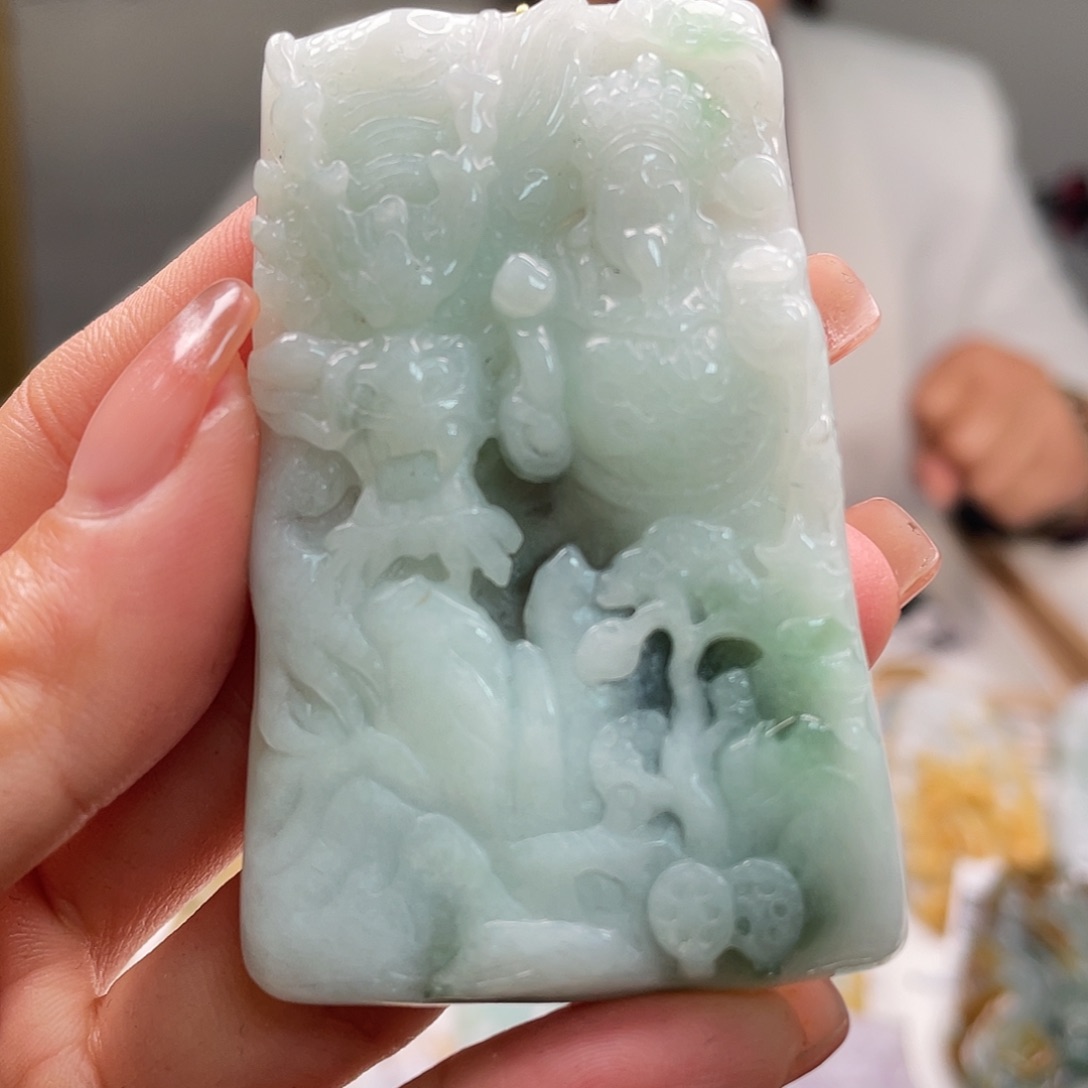 翡翠吊坠(不含链)未镶嵌