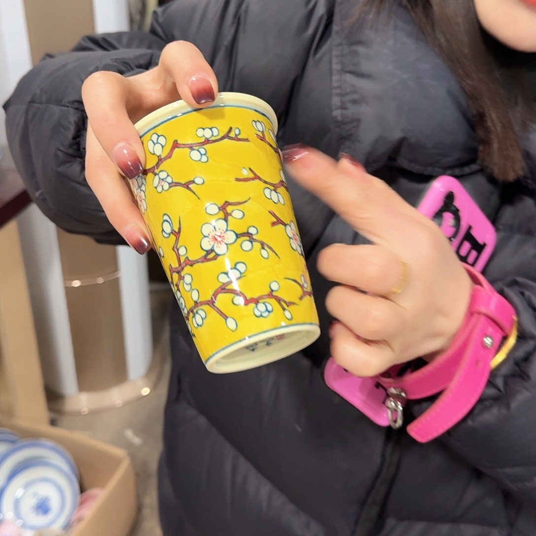摆件瓷//////景德镇陶瓷瓷器。