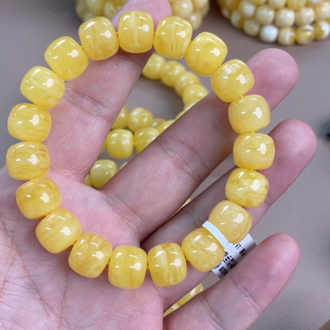 琥珀裸石未镶嵌01200000000