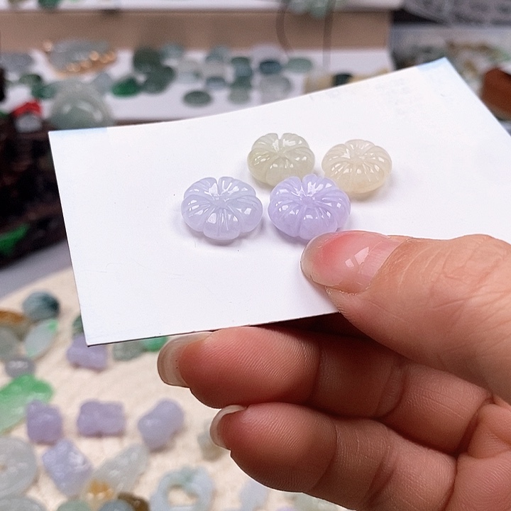 翡翠未镶嵌吊坠(不含链)一个60