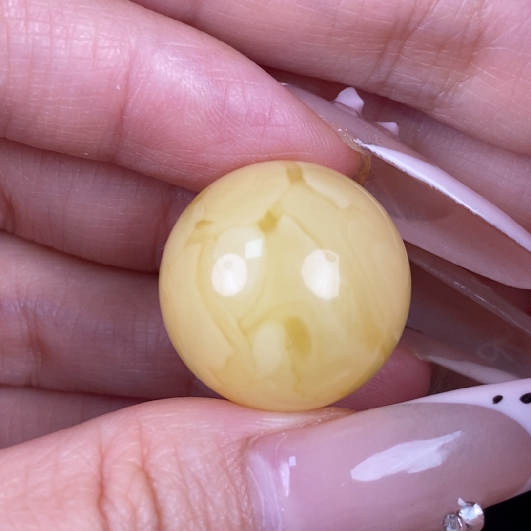 琥珀未镶嵌珠宝奇石275