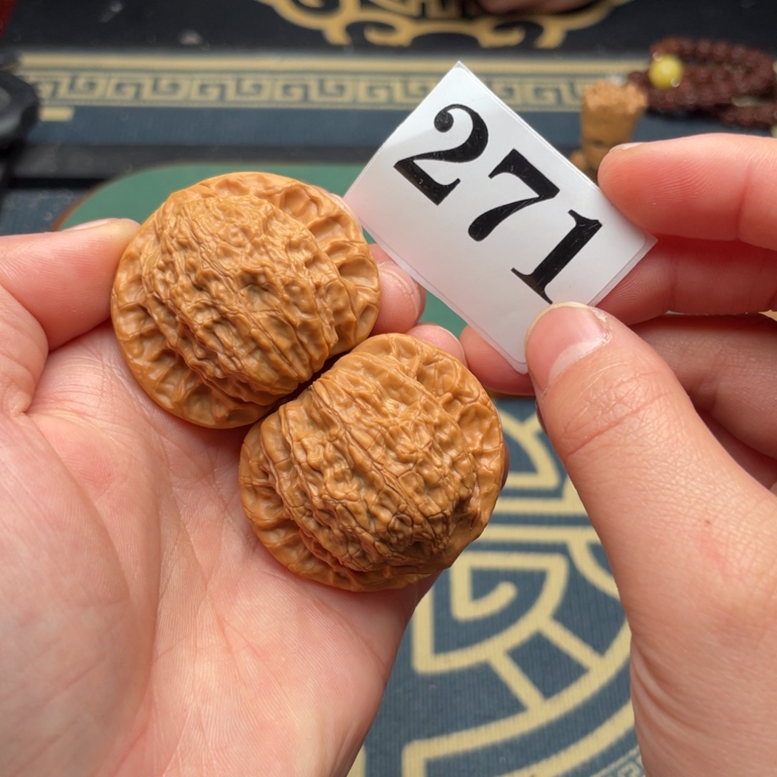 文玩核桃吊坠41崔凯271号