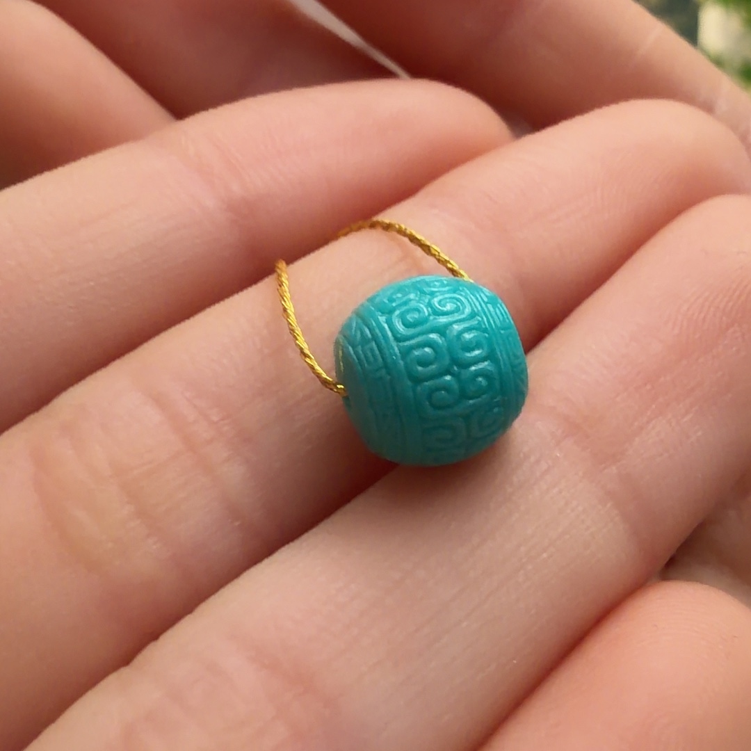 绿松石未镶嵌颈饰