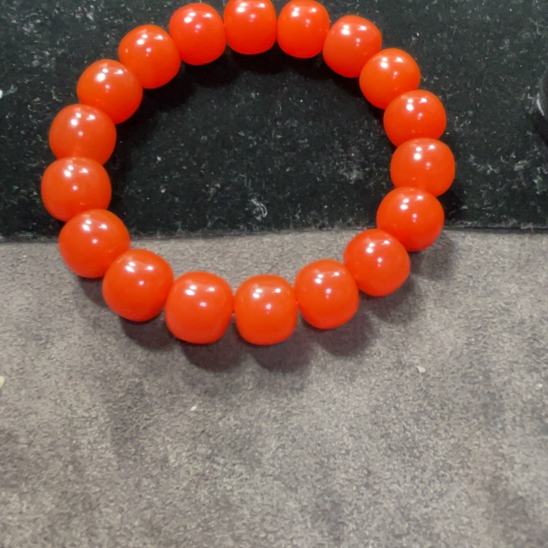 南红玛瑙项链未镶嵌臧**子