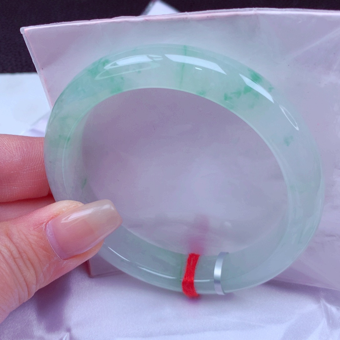 翡翠未镶嵌手镯手镯