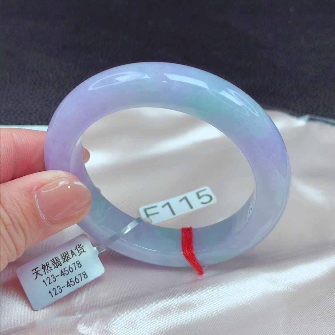 翡翠手镯未镶嵌手镯88