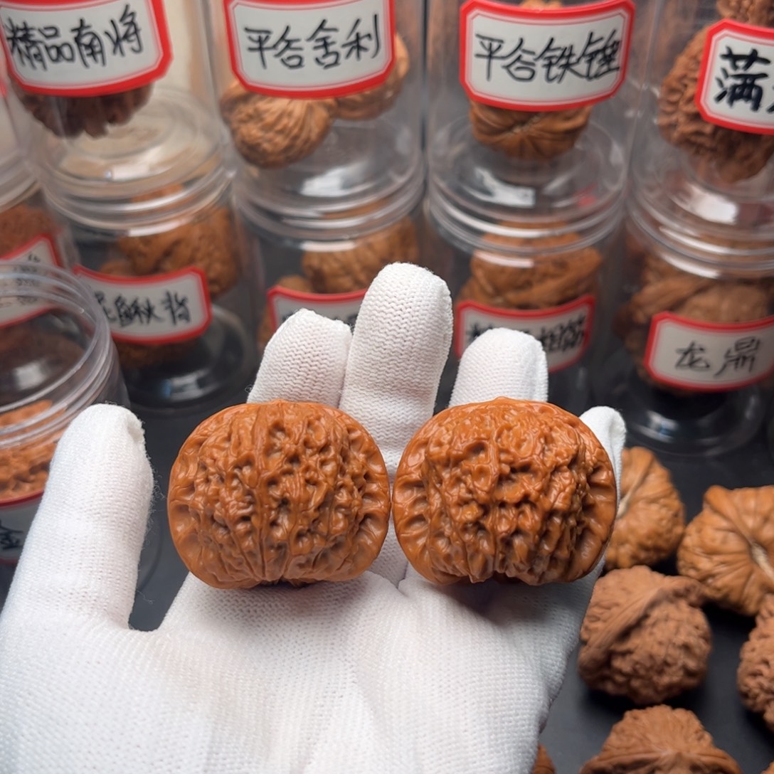 文玩核桃把件41平谷血麒麟