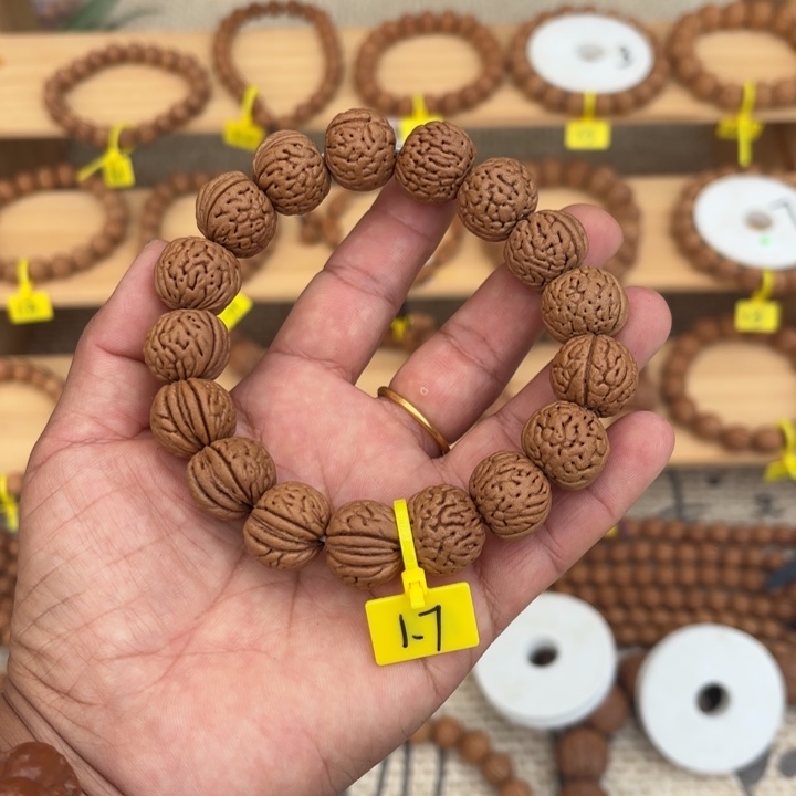 与***书非金属木质野生桃核