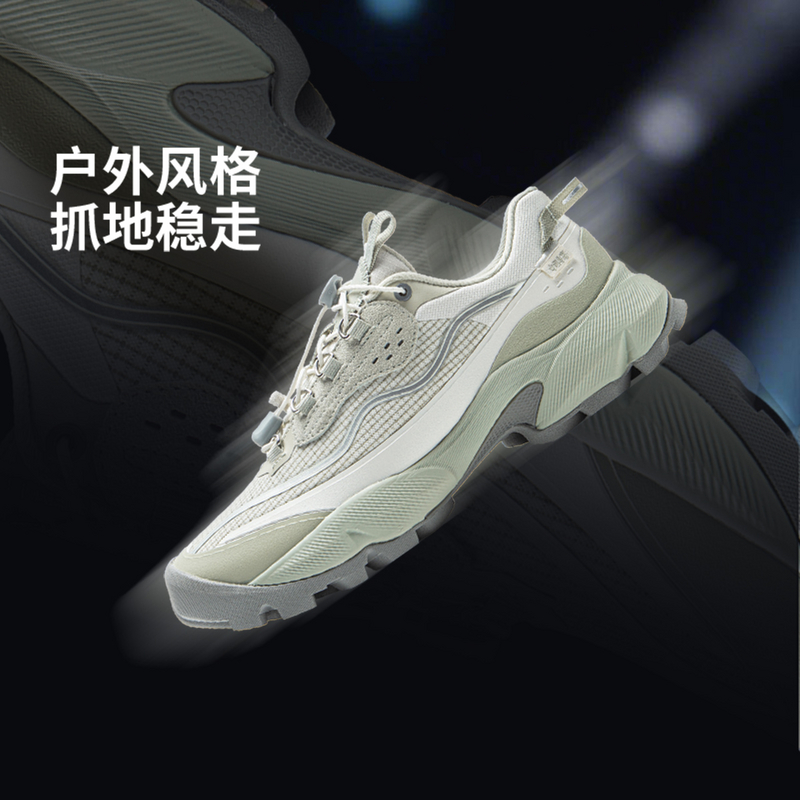 中国李宁系列透气休闲鞋秋女时尚潮流防滑低帮运动休闲鞋AZGV084-